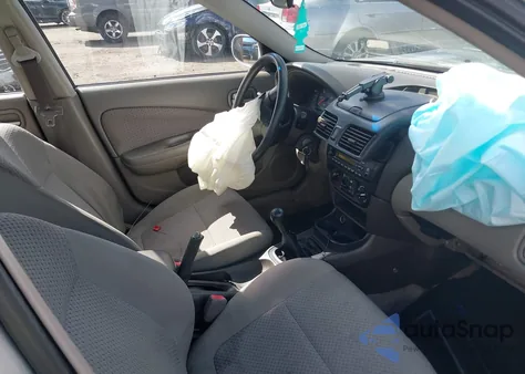 2004 Nissan Sentra 1.8S from USA, damaged, VIN 3N1CB51D24L882337